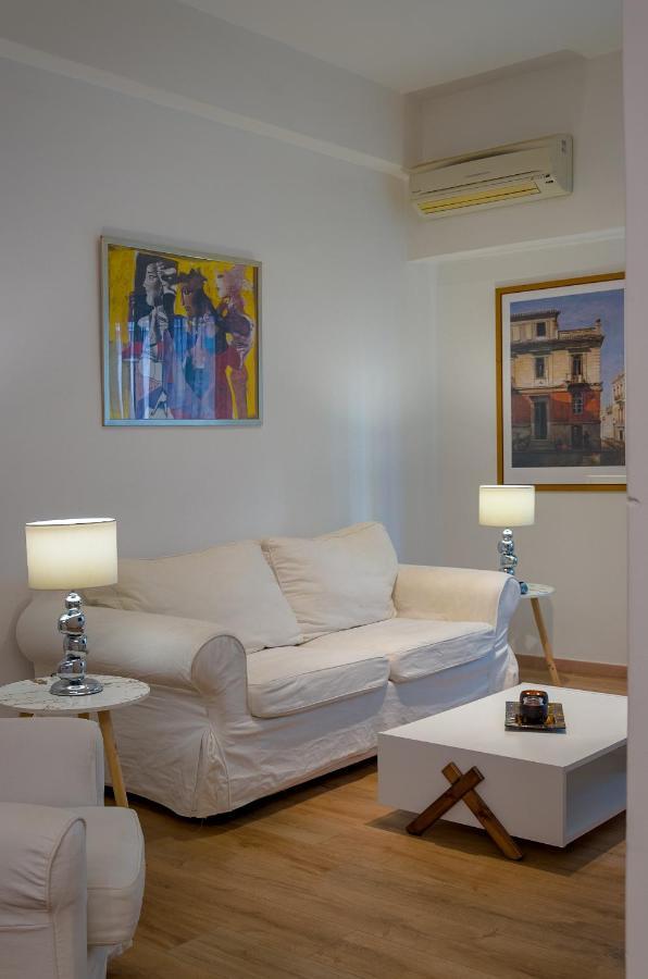 Nice 1Bd Apartment Close To Metro Station Ampelokipoi Athens Luaran gambar