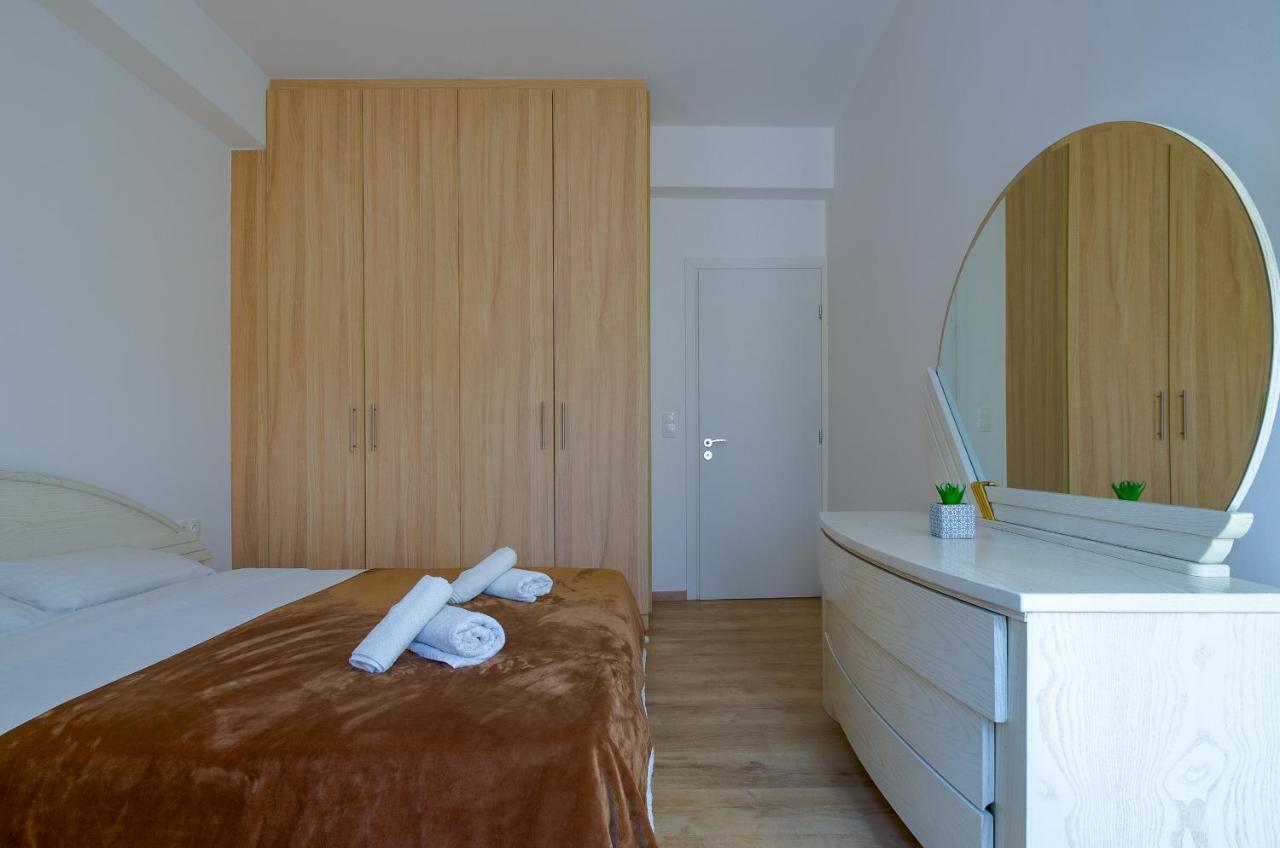 Nice 1Bd Apartment Close To Metro Station Ampelokipoi Athens Luaran gambar