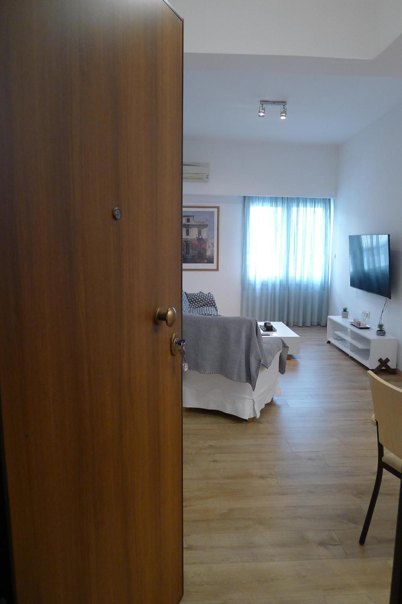Nice 1Bd Apartment Close To Metro Station Ampelokipoi Athens Luaran gambar